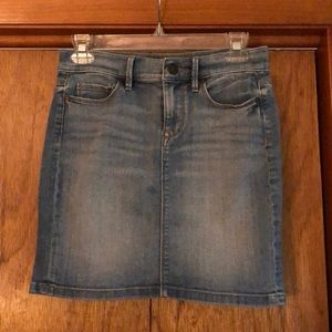 Loft Denim Pencil Skirt 00/24